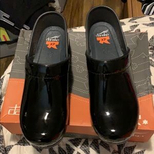 Dansko Pro XP Patent NIB Size 39 Black